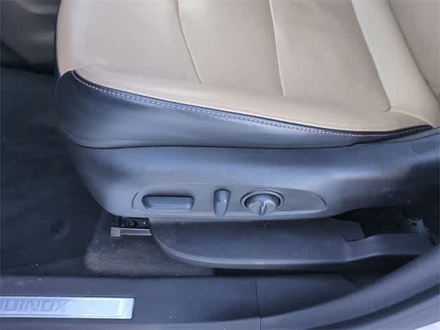 Thumbnail: 2023 Chevrolet Equinox - 18