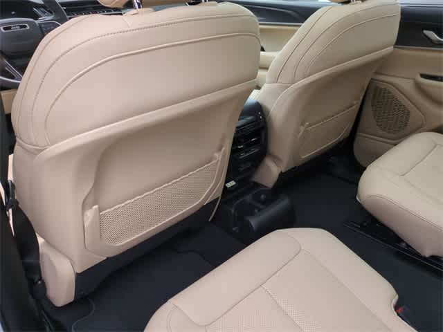 Thumbnail: 2025 Jeep Grand Cherokee L - 18