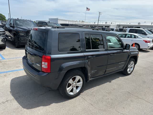 Thumbnail: 2014 Jeep Patriot - 17
