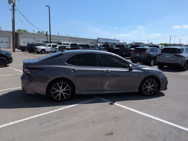 Thumbnail: 2021 Toyota Camry - 9