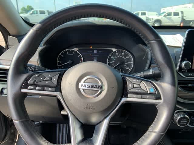 Thumbnail: 2019 Nissan Altima - 10