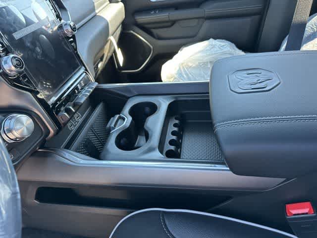 Thumbnail: 2026 RAM 1500 - 4