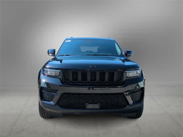 Thumbnail: 2025 Jeep Grand Cherokee - 3