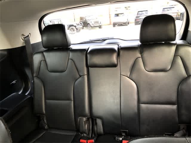 Thumbnail: 2022 Kia Telluride - 28