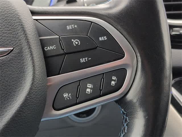 Thumbnail: 2021 Chrysler Pacifica - 25