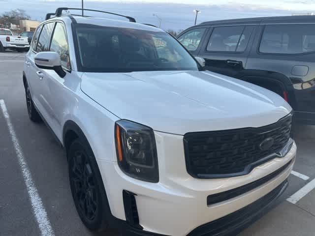 Thumbnail: 2021 Kia Telluride - 16