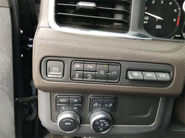 Thumbnail: 2021 GMC Yukon XL - 26