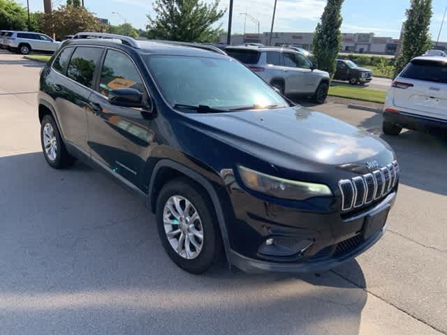 Thumbnail: 2019 Jeep Cherokee - 23
