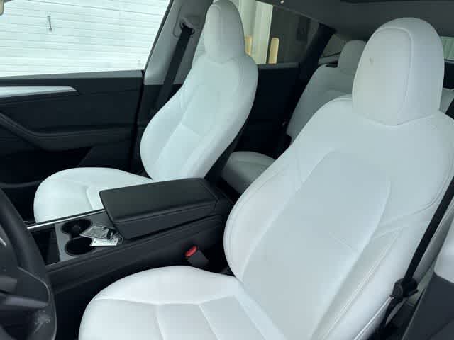 Thumbnail: 2023 Tesla Model Y - 4