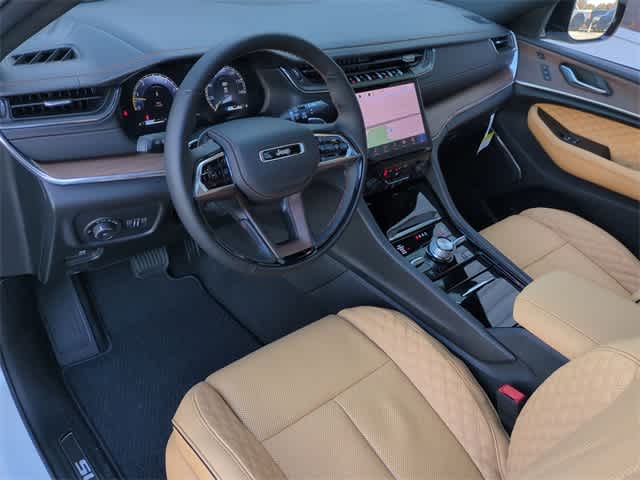 Thumbnail: 2025 Jeep Grand Cherokee - 10