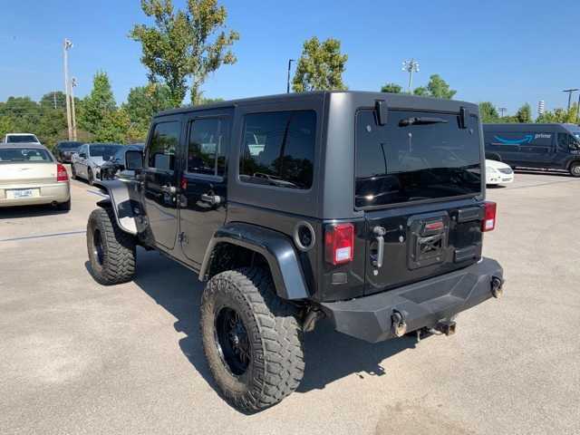 2014 Jeep Wrangler Unlimited Sahara 14