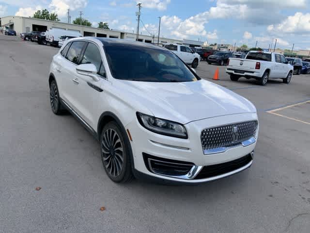 Thumbnail: 2019 Lincoln Nautilus - 25