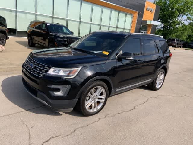 Thumbnail: 2016 Ford Explorer - 12