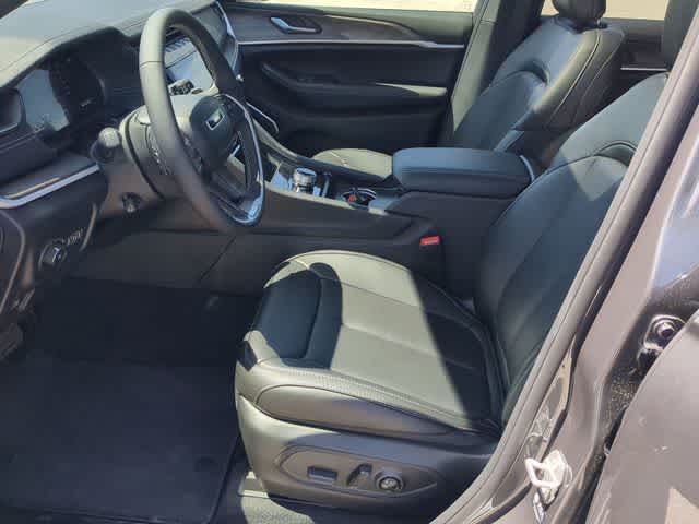 Thumbnail: 2026 Jeep Grand Cherokee L - 17