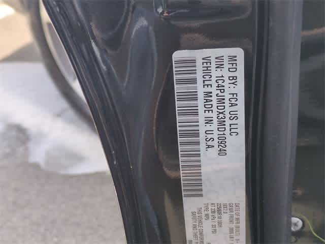 Thumbnail: 2021 Jeep Cherokee - 38