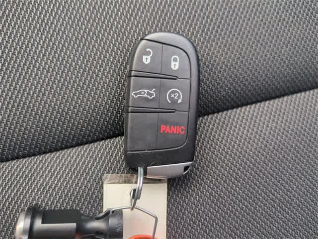 Thumbnail: 2020 Dodge Charger - 35