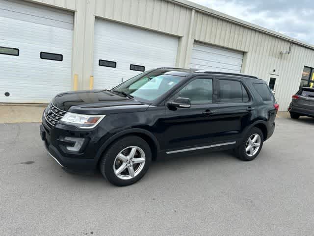 Thumbnail: 2017 Ford Explorer - 13