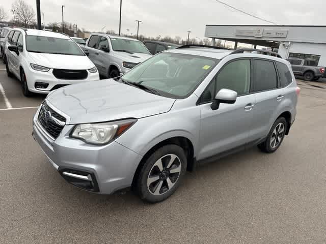 Thumbnail: 2018 Subaru Forester - 16