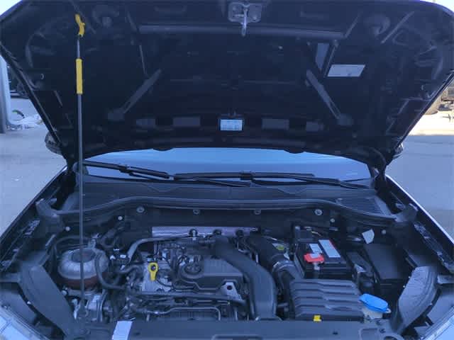 Thumbnail: 2022 Volkswagen Taos - 15