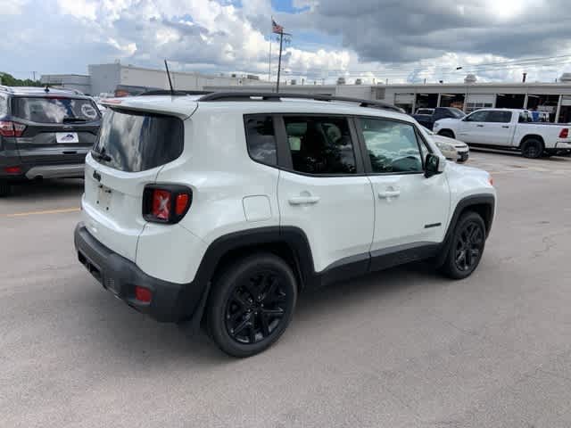 Thumbnail: 2019 Jeep Renegade - 20