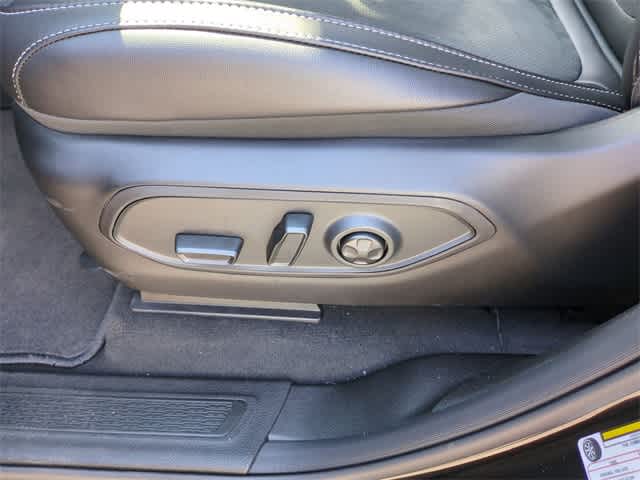 Thumbnail: 2025 Jeep Grand Cherokee - 18