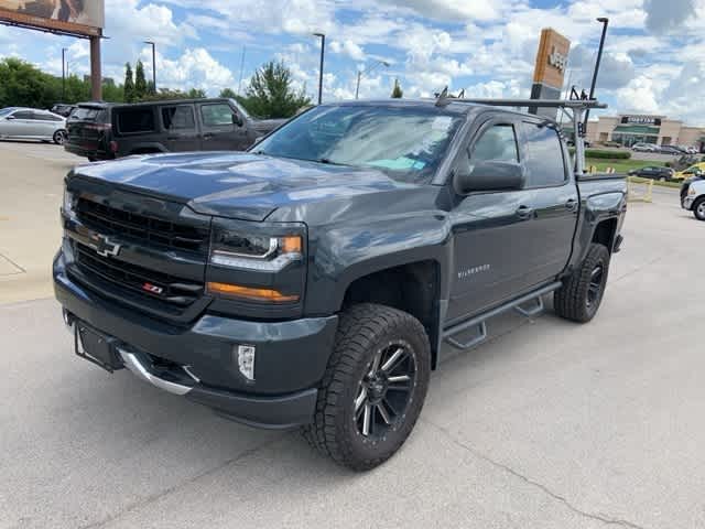 Thumbnail: 2018 Chevrolet Silverado 1500 - 11
