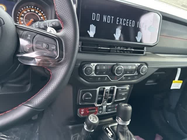 Thumbnail: 2026 Jeep Wrangler - 6