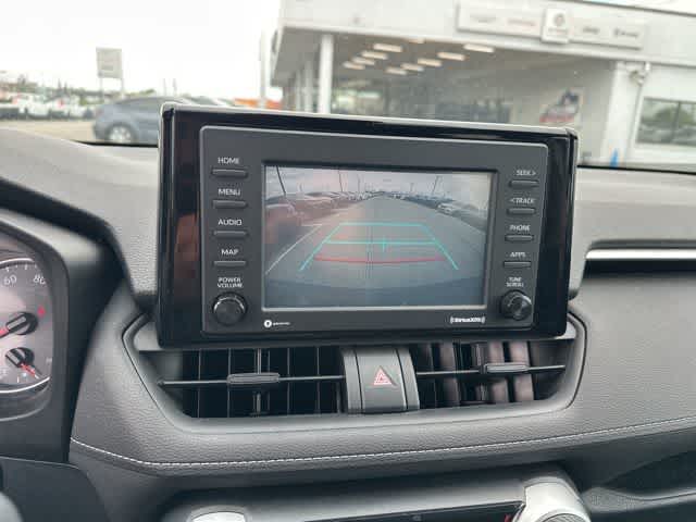 Thumbnail: 2020 Toyota RAV4 - 8