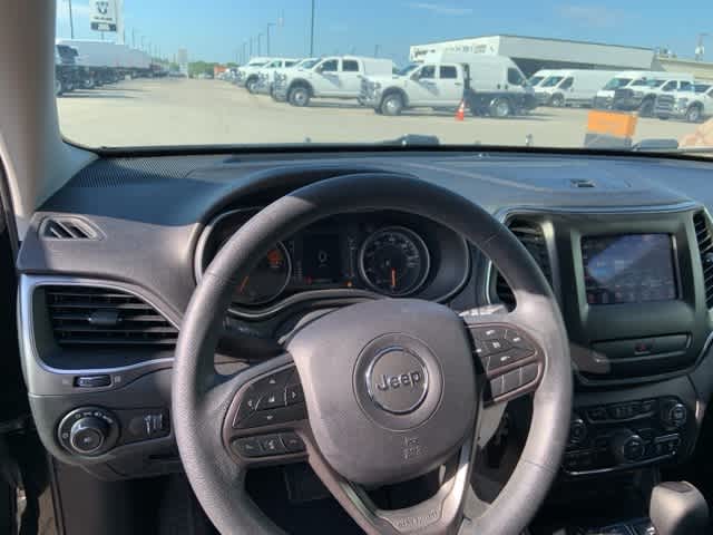 Thumbnail: 2019 Jeep Cherokee - 5