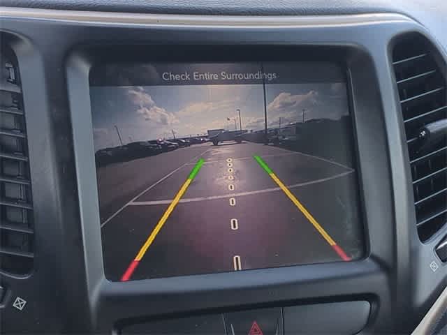 Thumbnail: 2015 Jeep Cherokee - 30