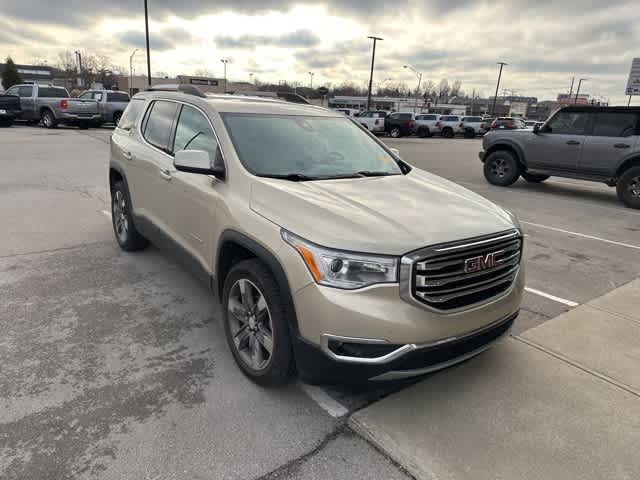 Thumbnail: 2017 GMC Acadia - 21