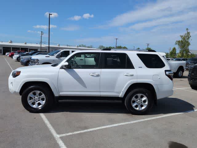 Thumbnail: 2019 Toyota 4Runner - 5