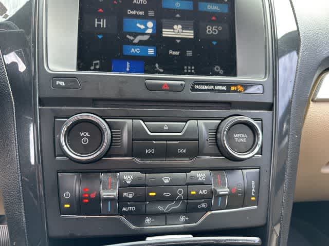 Thumbnail: 2017 Ford Explorer - 9