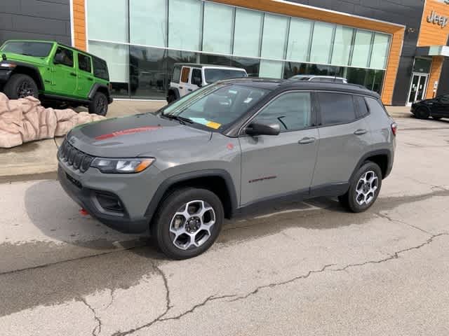 Thumbnail: 2022 Jeep Compass - 13