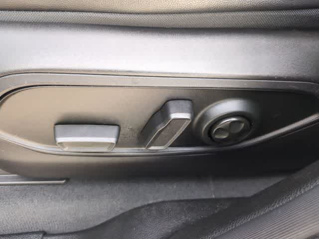 Thumbnail: 2024 Jeep Grand Cherokee L - 17