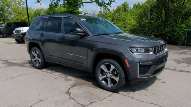 Thumbnail: 2026 Jeep Grand Cherokee - 2