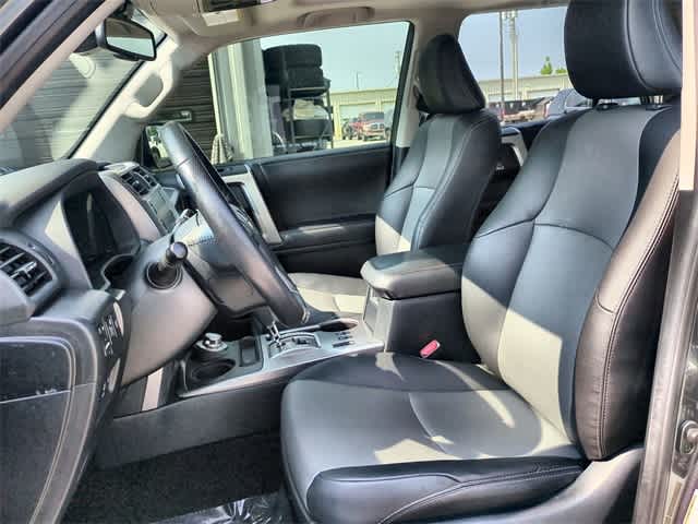 2023 Toyota 4Runner SR5 17