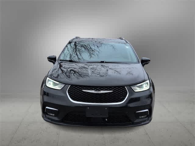 Thumbnail: 2021 Chrysler Pacifica - 3