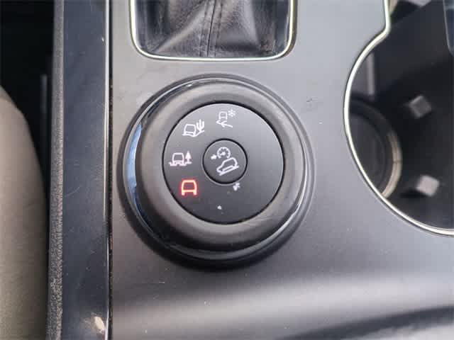 Thumbnail: 2018 Ford Explorer - 37