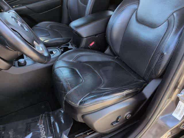 Thumbnail: 2014 Jeep Cherokee - 15