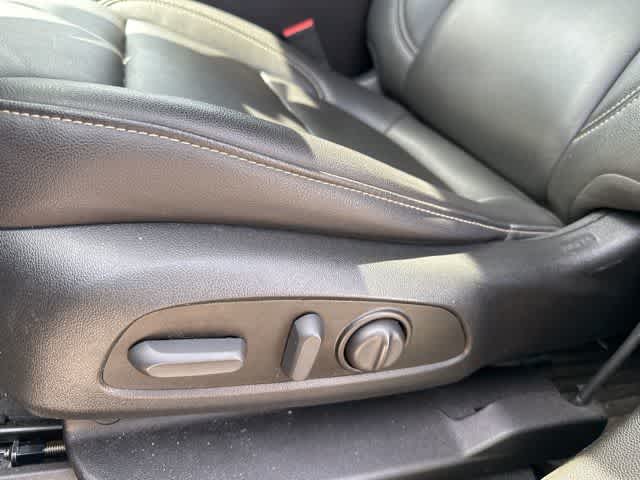 Thumbnail: 2023 Chevrolet Traverse - 6