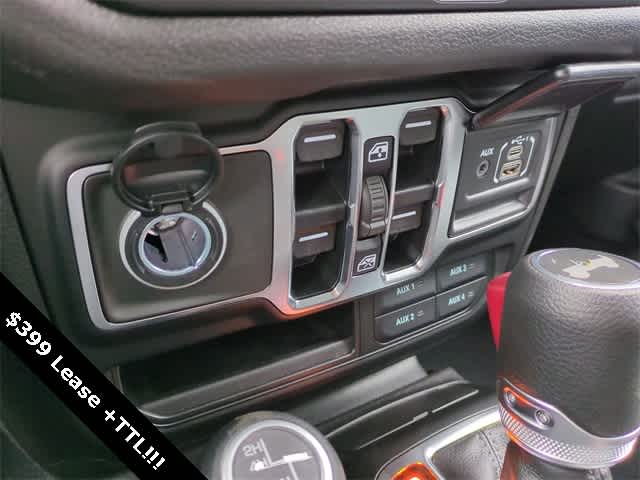 Thumbnail: 2026 Jeep Wrangler - 31