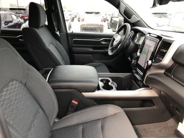 Thumbnail: 2026 RAM 1500 - 28