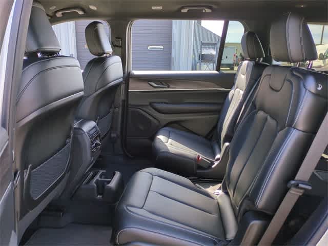 Thumbnail: 2025 Jeep Grand Cherokee L - 20