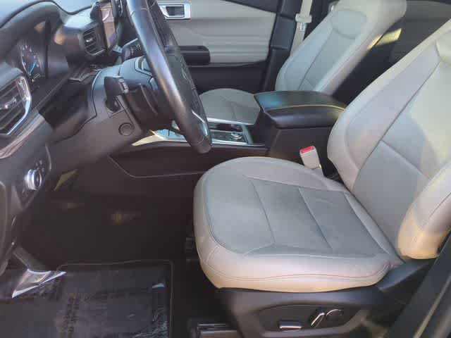 Thumbnail: 2020 Ford Explorer - 17