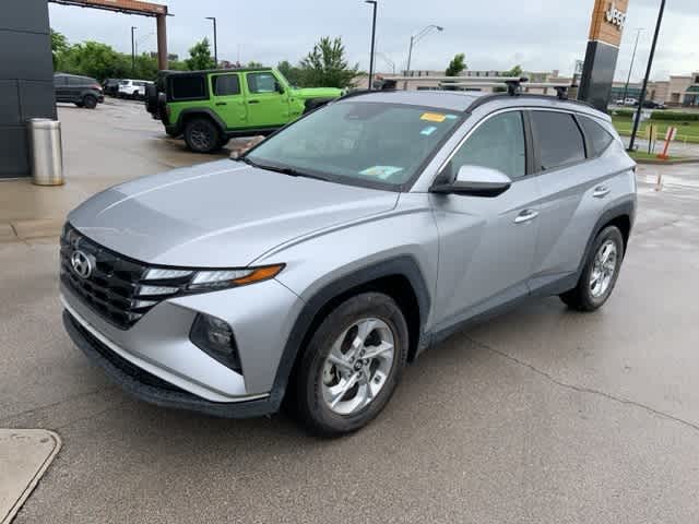 2022 Hyundai Tucson SEL 2