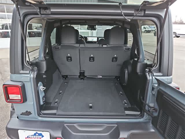 Thumbnail: 2026 Jeep Wrangler - 33