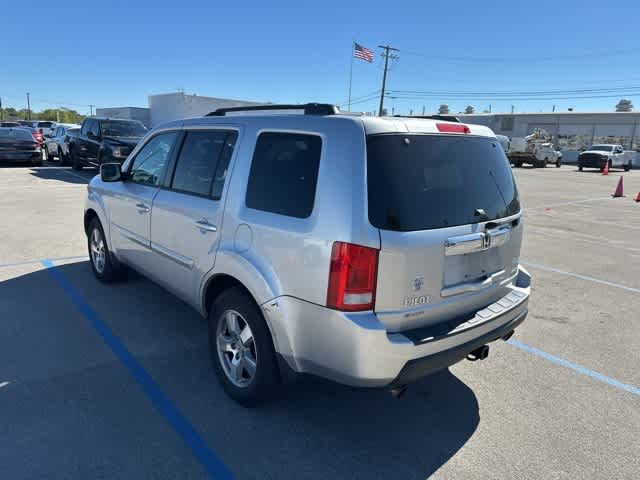 Thumbnail: 2011 Honda Pilot - 16