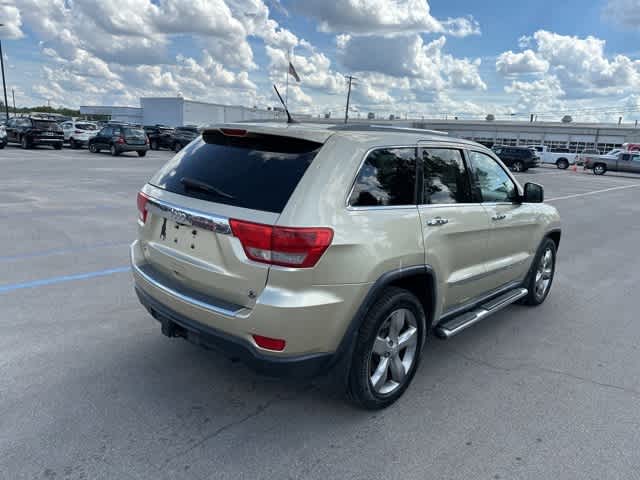 Thumbnail: 2011 Jeep Grand Cherokee - 20