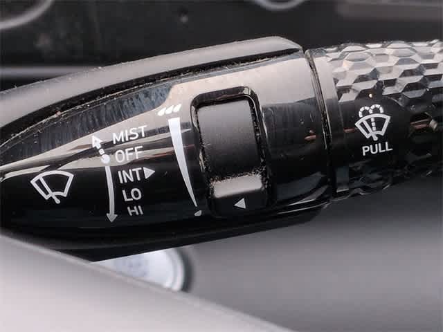 Thumbnail: 2023 Hyundai Elantra - 24